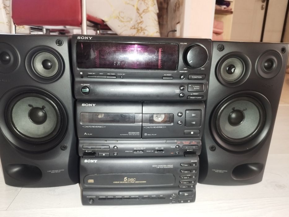 Музыкальный центр Сони