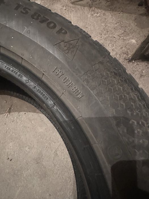 3 броя Зимни гуми Continental wintercontact ts 870 p 215 60 r17