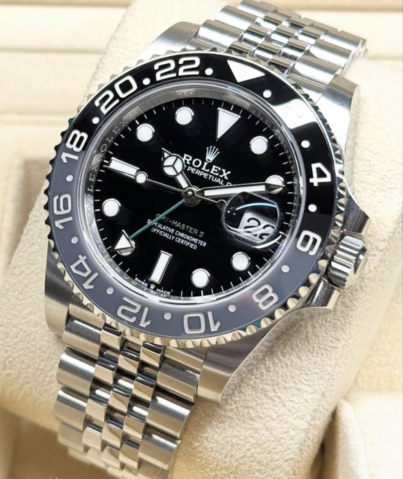 Rolex Gmt Master 2  Bruce Wayne Jubilee Act 2025 Otel 40mm 126710GRNR