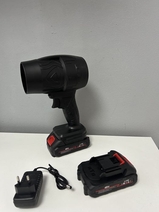 Suflanta de praf, Putere mare 180.00W / 48V