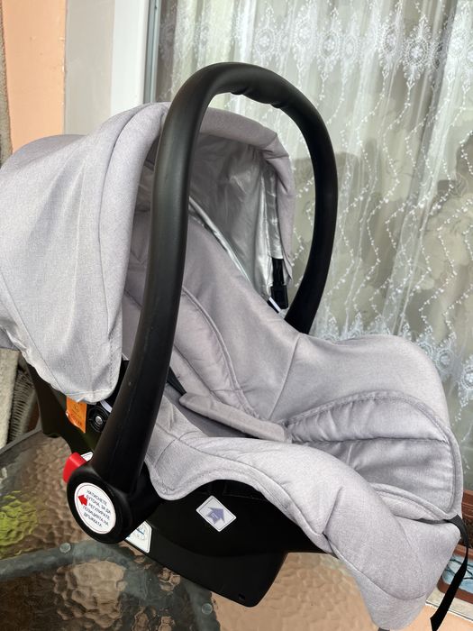 Бебешко столче, кошче за кола