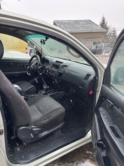 Toyota Hilux ExtraCab 2014 motor 2.5 manuala