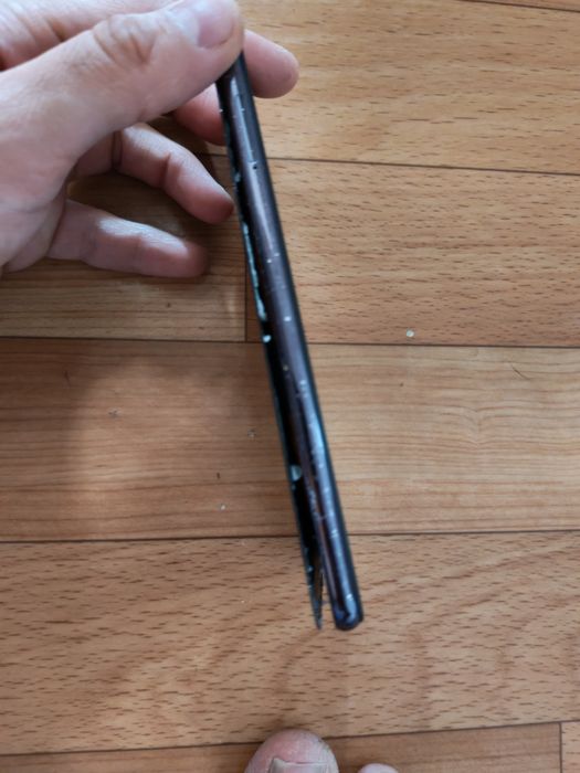 Продам смартфон xiaomi Mi 8 lite