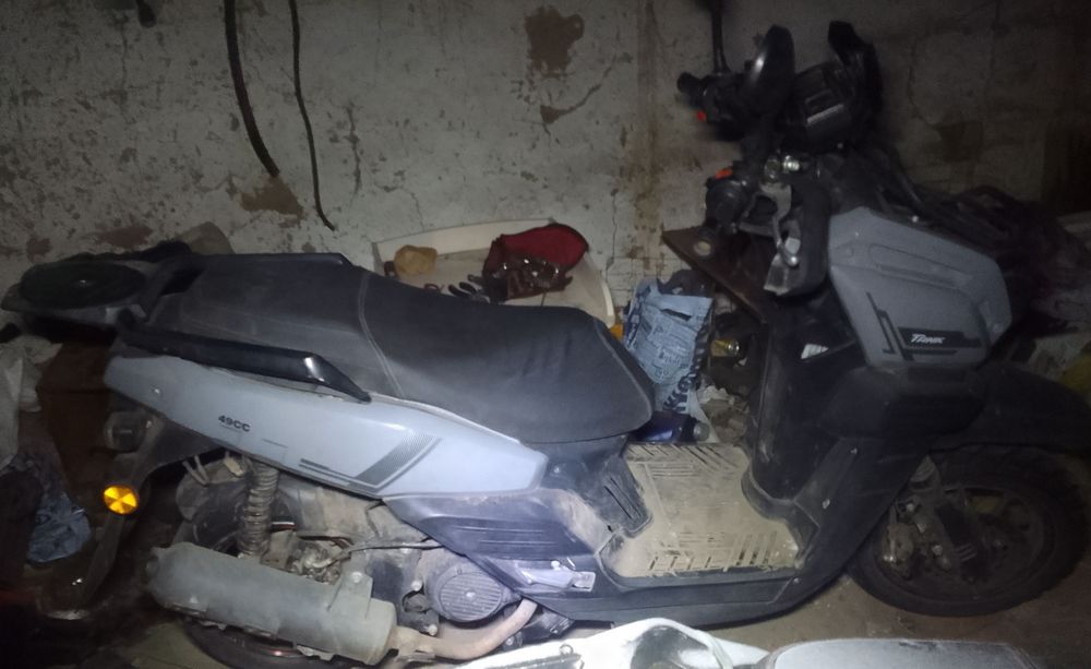 Продам скутер танк