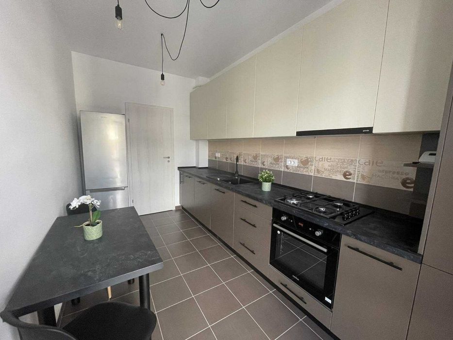 Apartament de inchiriat 2 camere-Grand Kristal+ loc de parcare