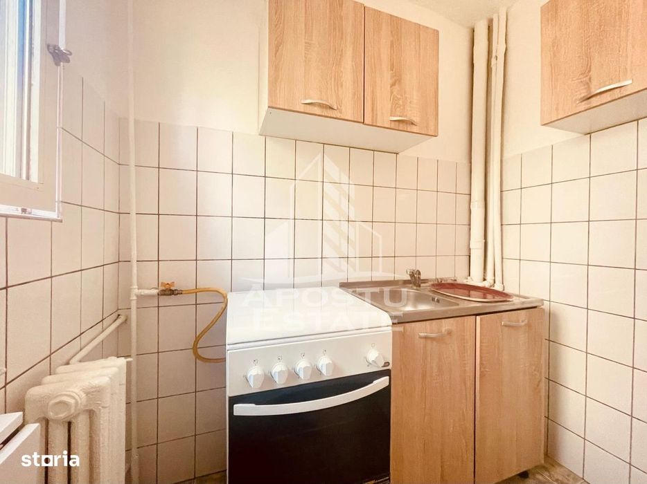 Garsoniera confort 1 - zona Aurel Vlaicu. Lebada