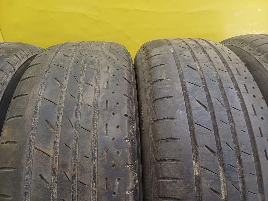 Шины 205/65 R15 Bridgestone комплект.
