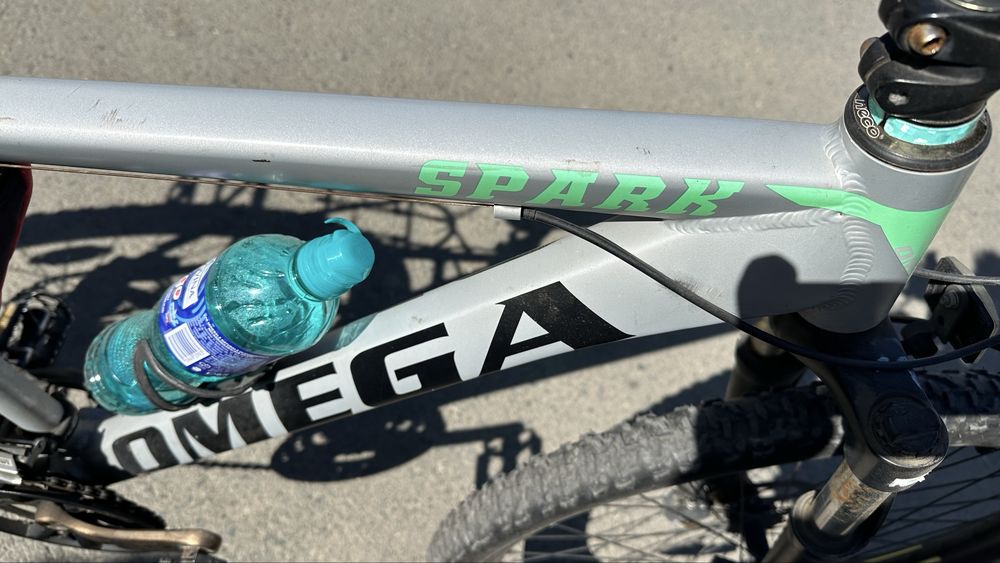 Bicicleta Omega Spark   cu roti pe 27.5