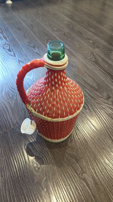 Бутыль в оплётке