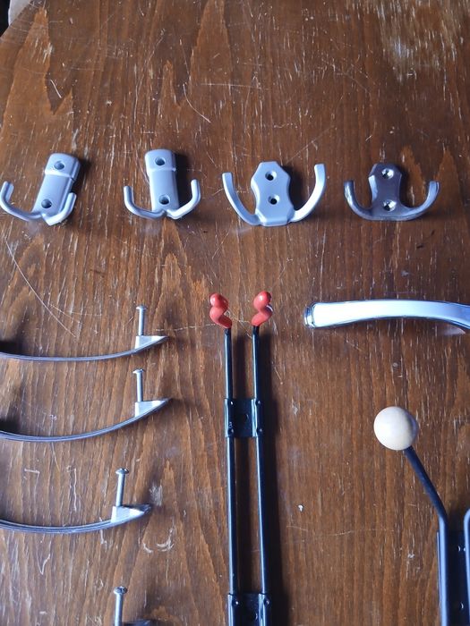 Закачалка и дръжки разни