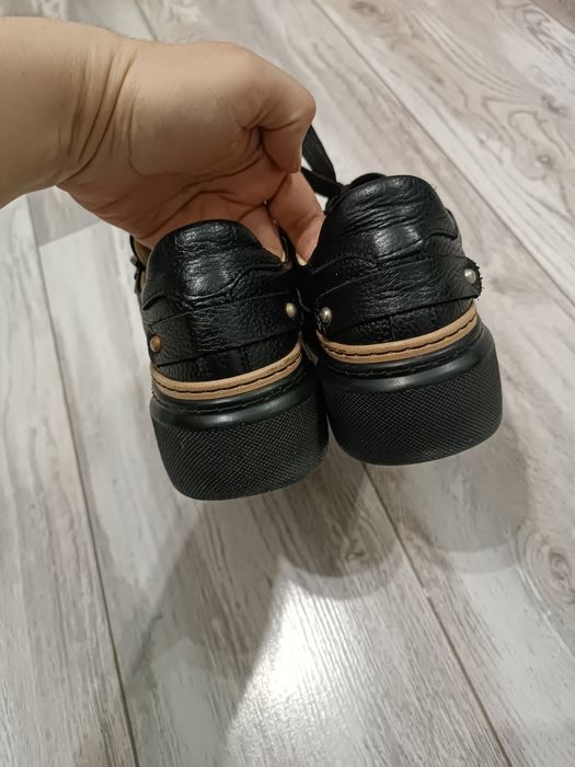 Ботинки кожаные женские