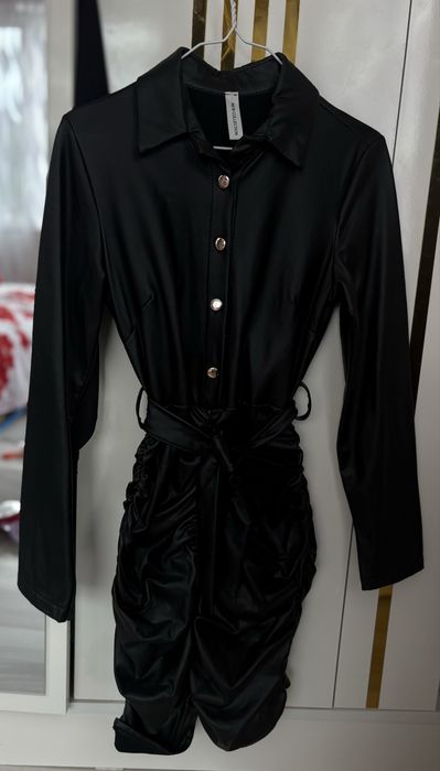 Кожена рокля М/Л размер