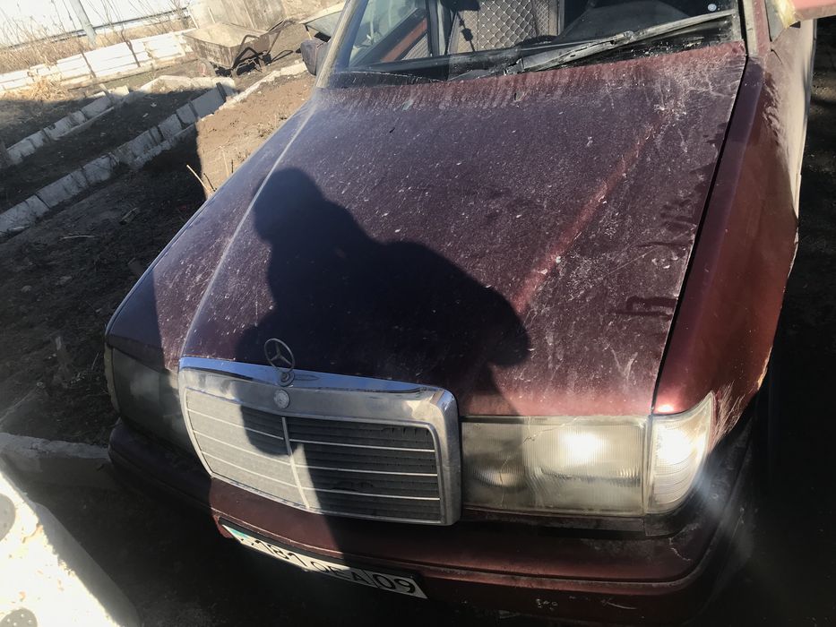 Мерседес 124.