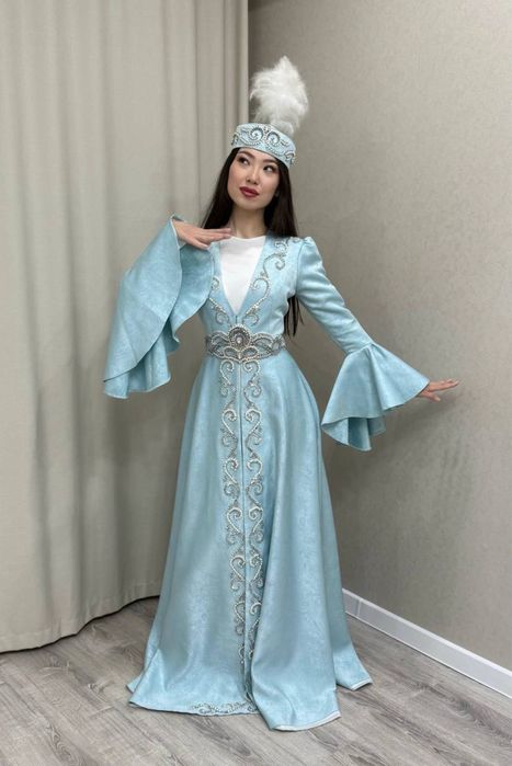 Платье на узату той