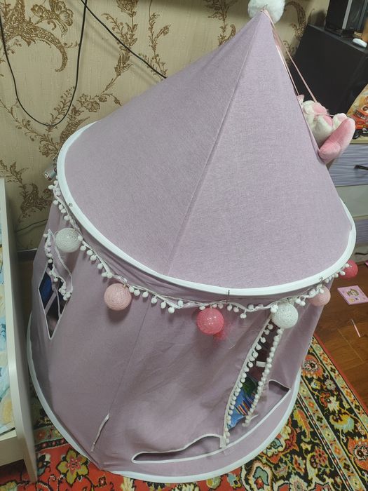 Продам детскую палатку домик