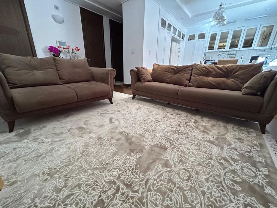 Диванный гарнитур