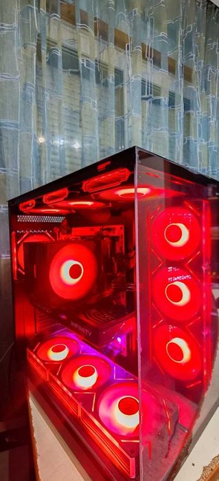 Мощно ТОП Геймърско PC Ryzen 7 9700X/Z870/32Gb 6400Mhz CL32/1.5TB SSD Samsung/RX 5060TI 16Gb/Гаранция