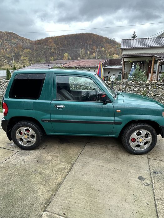 Mitsubishi Pajero Pinin