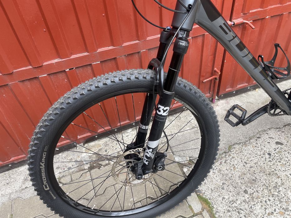 Bicicleta MTB  27,5-er 1x12 frane hidraulice Fox Air