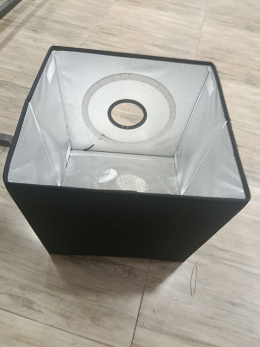 Fotoboks 40×40 sm o‘lchamdagi yoritgichli, predmet va professional sur