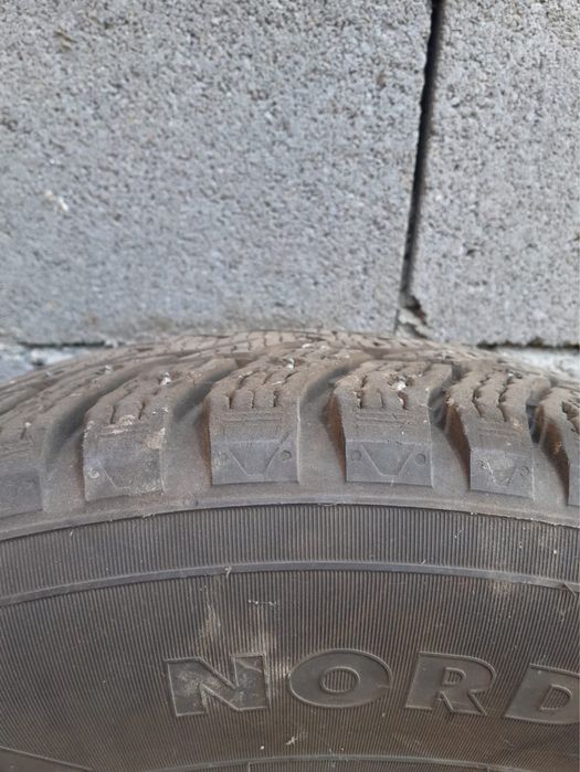 Продам Летние шины автомобиля