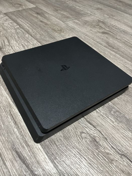 Sony PlayStation 4