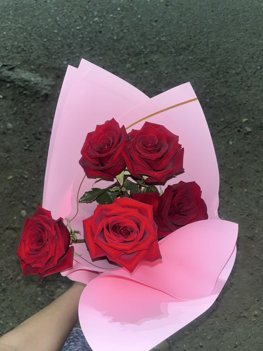 Продам свежий букет роз