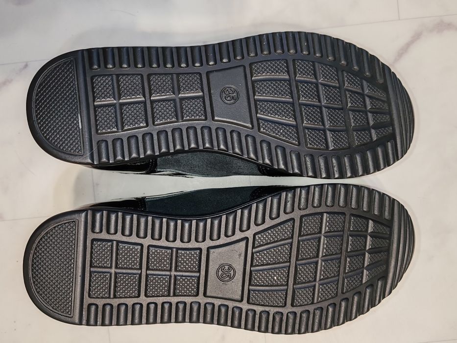 Продам туфли детские кожаные