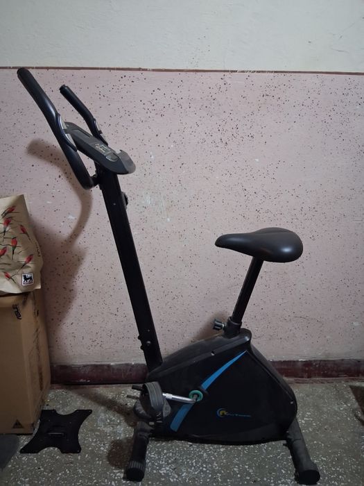 Vând Bicicleta FitTronic