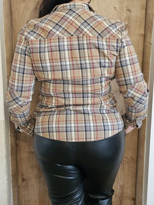 Vand cămașă pentru damă