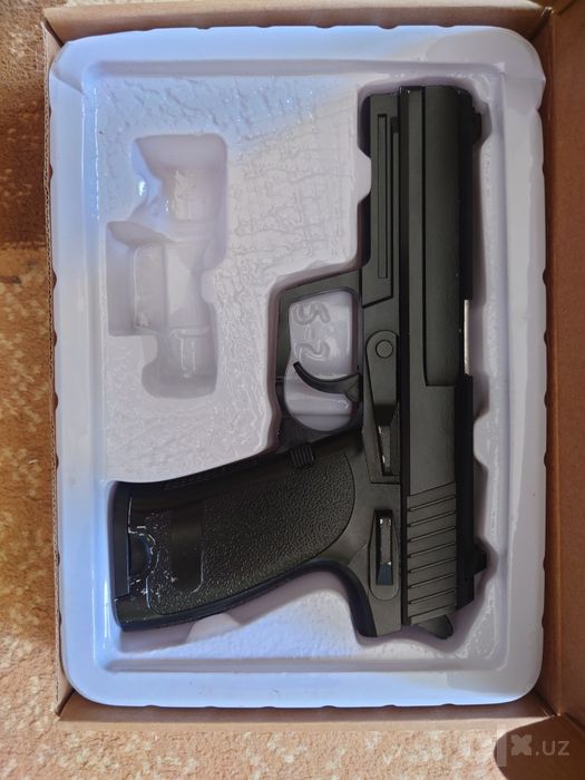 Пневматический пистолет H&k USP