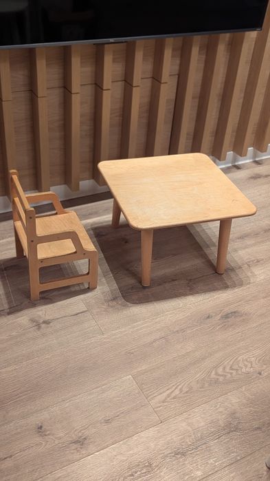 Măsuță cu scaun Montessori