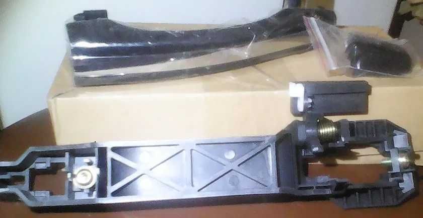 ручки дверей Geely Emgrand EC7