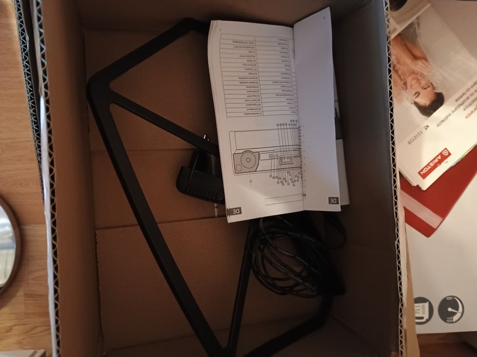 Pianina Schubert cu suport și scaun