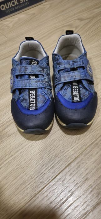 Отдам детскую обувь б/у