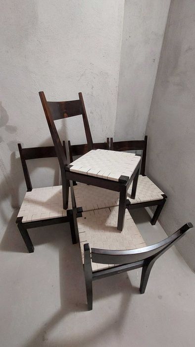 Дървени трапезни столове