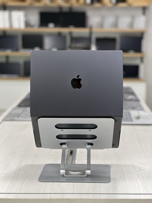Apple MacBook Pro 14 | 24Gb | 1024Gb | M5