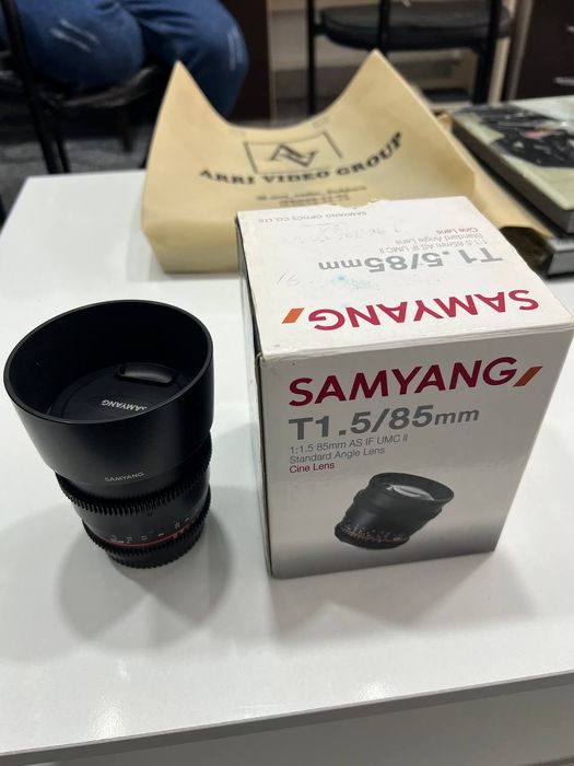 Obektiv samyang tez va arzon sotiladi