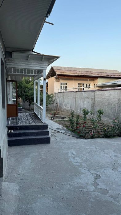 Uy sotiladi 11 sotix Уй сотилади дом продается