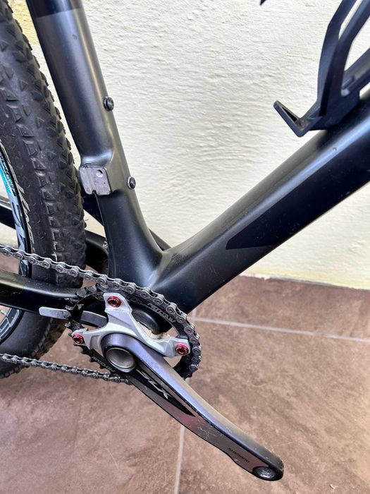 Bicicleta Cube Reaction Carbon 29