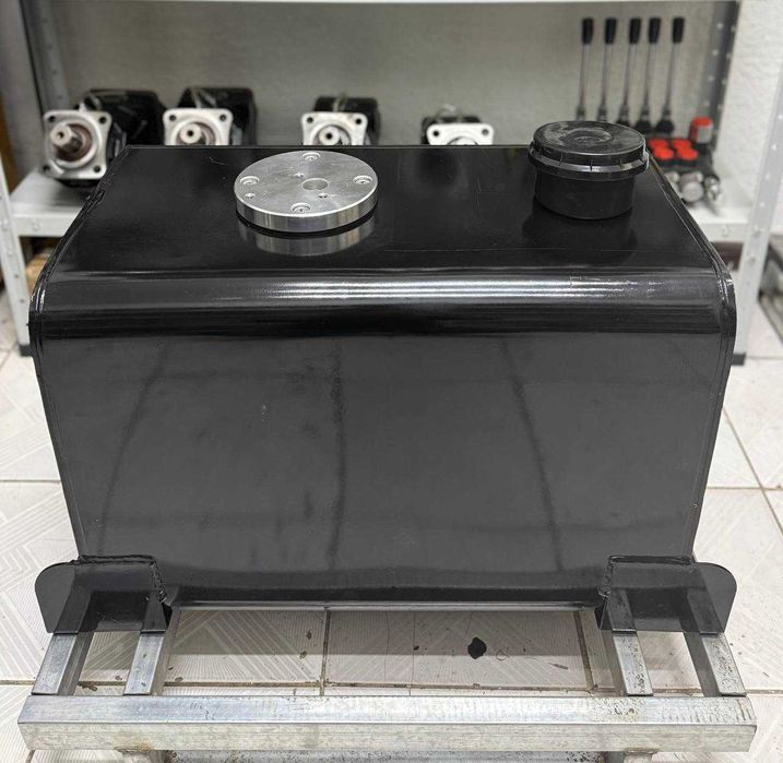 Гидравлический За Кабинный Бак  60-80 литров