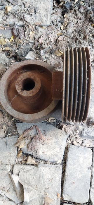 Продам шкивы 2 штуки