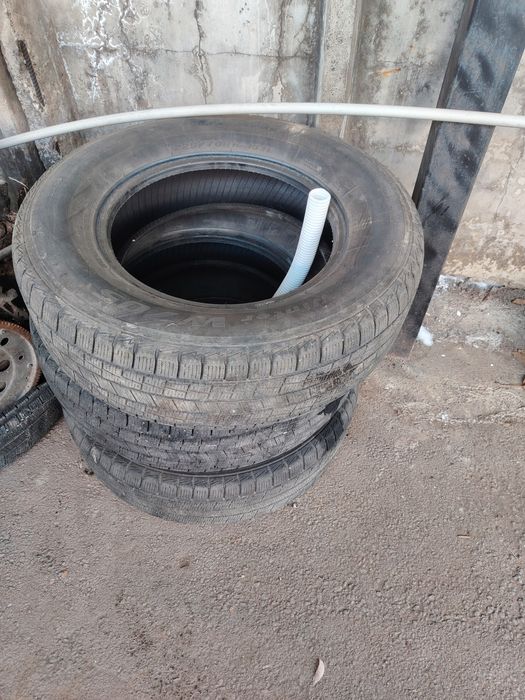 Зимняя резина 225/70 R16