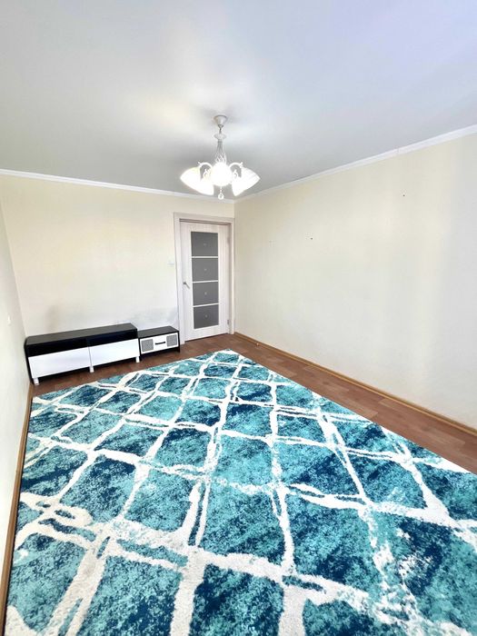 Продаётся 3 комн квартира