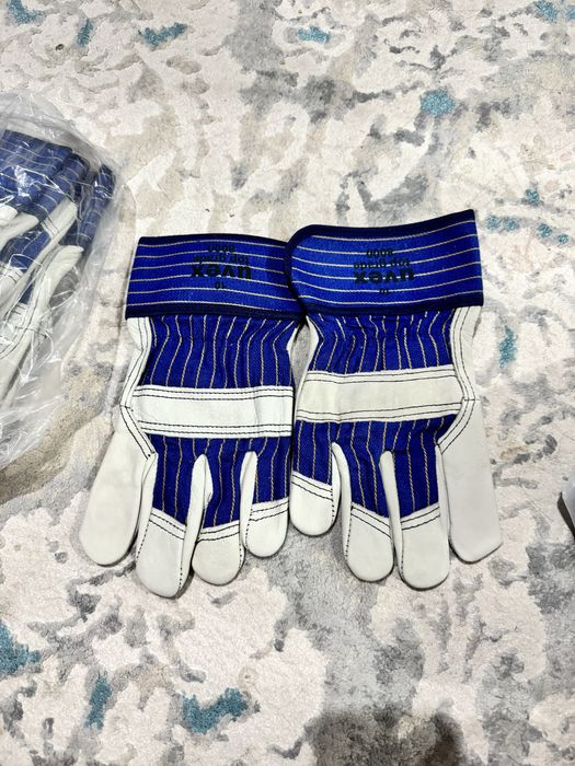 Продается перчатки