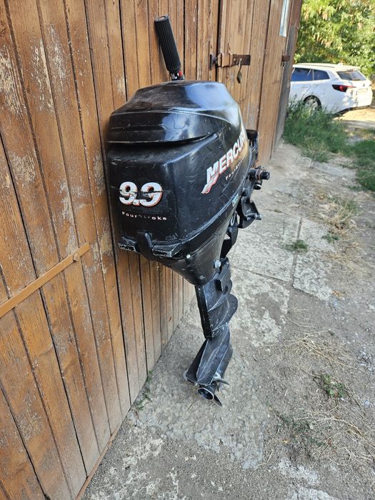 Mercury 9,9 hp двигател за лодка