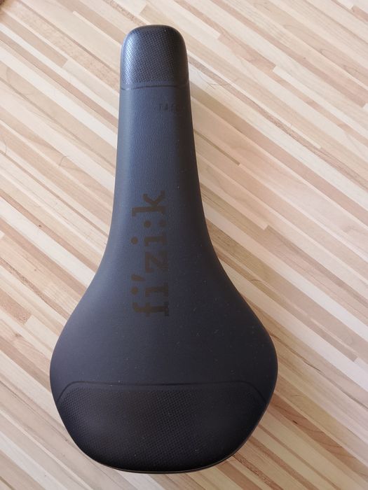 Fizik Taiga Седалка