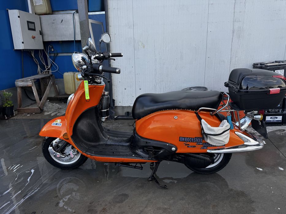 Scuter retro gy6 50km/h