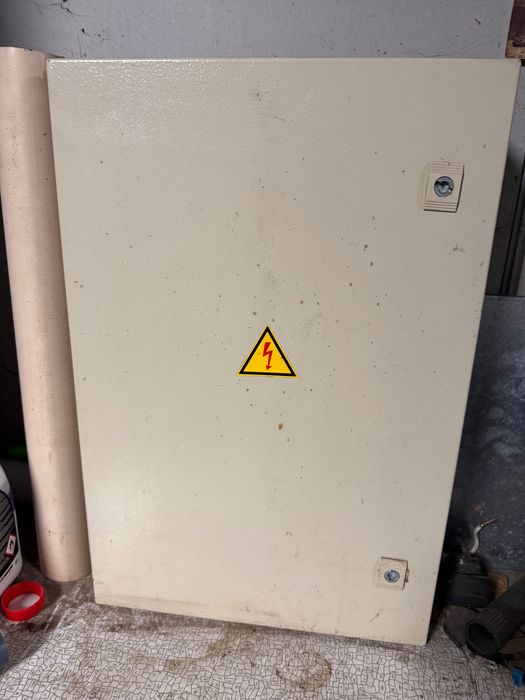 Ел. табла метални