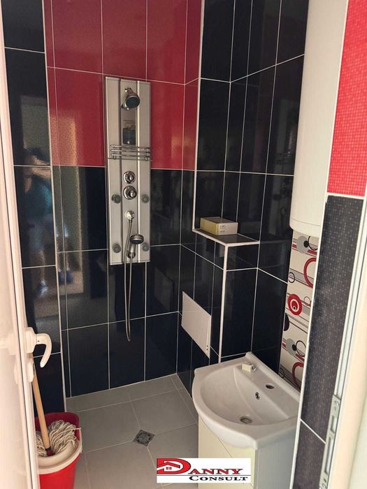 Тристаен ремонтиран апартамент в гр. Павликени